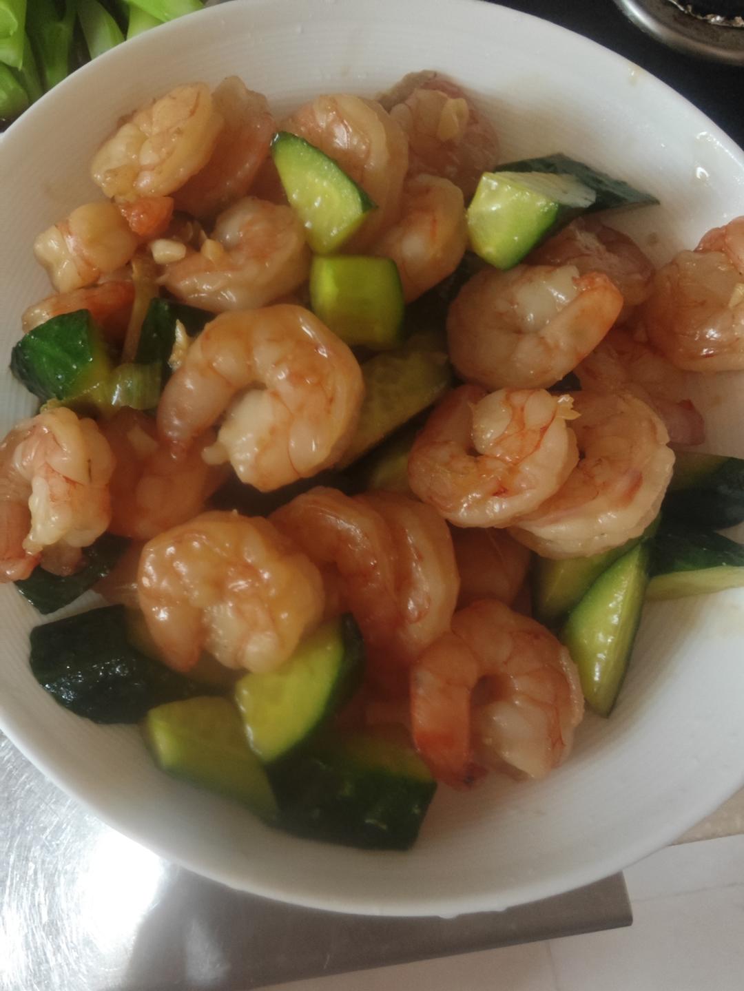 独食快手菜——青瓜炒虾仁