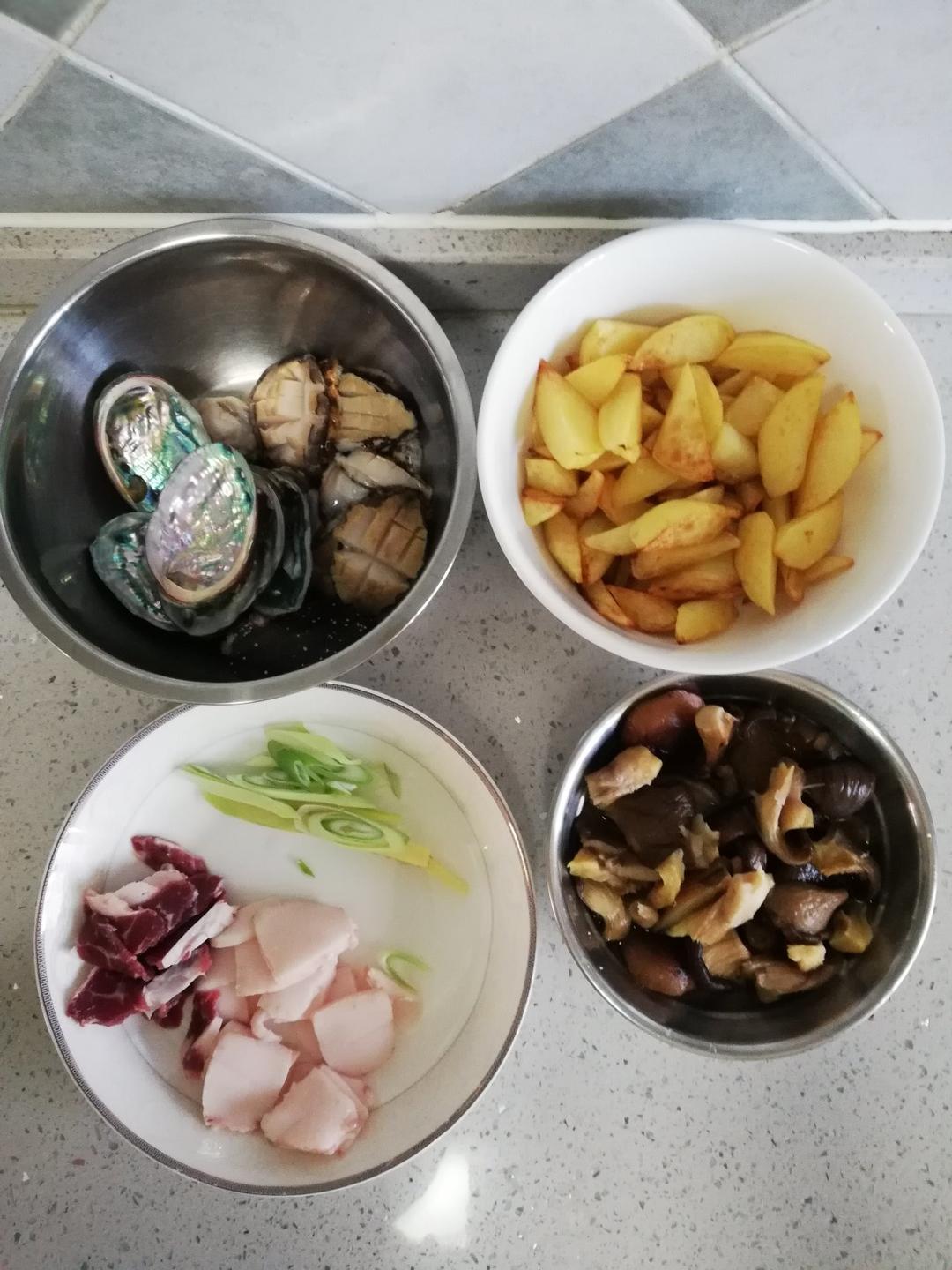 鲍鱼炖土豆（厨师快手版）