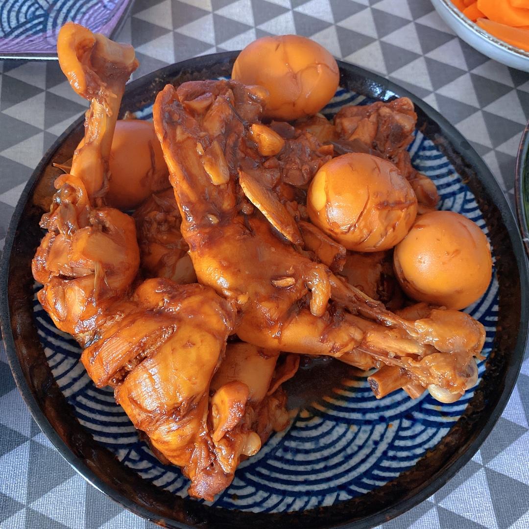 卤鸡腿鸡爪鸡蛋