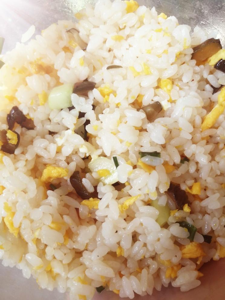 不结团的蛋炒饭
