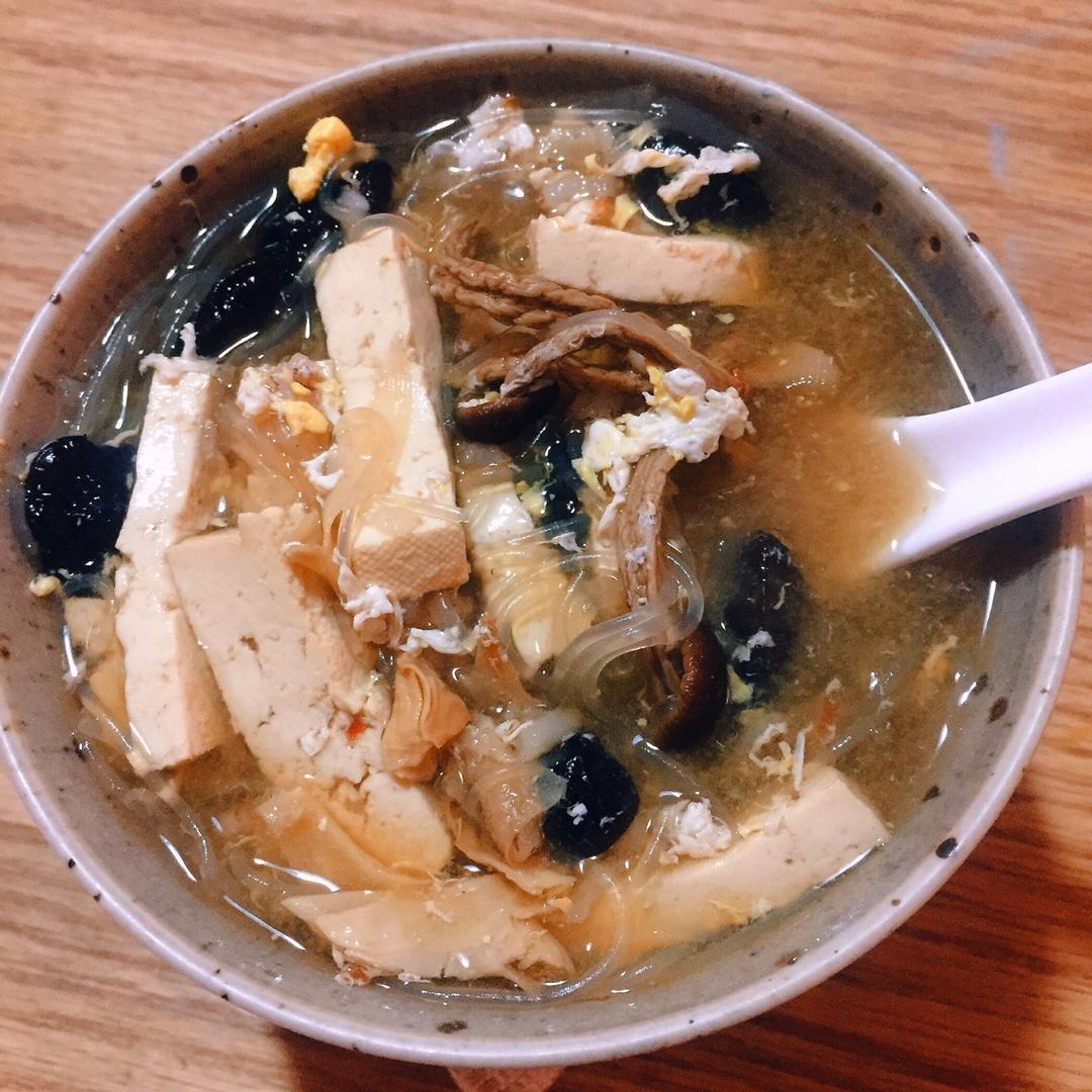 无锡街头小吃“酸辣汤”