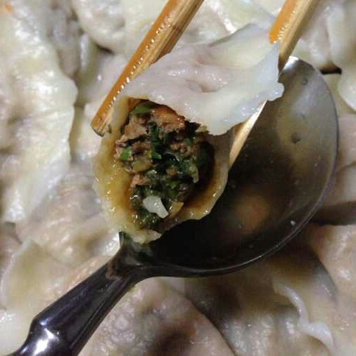 猪肉荠菜饺子