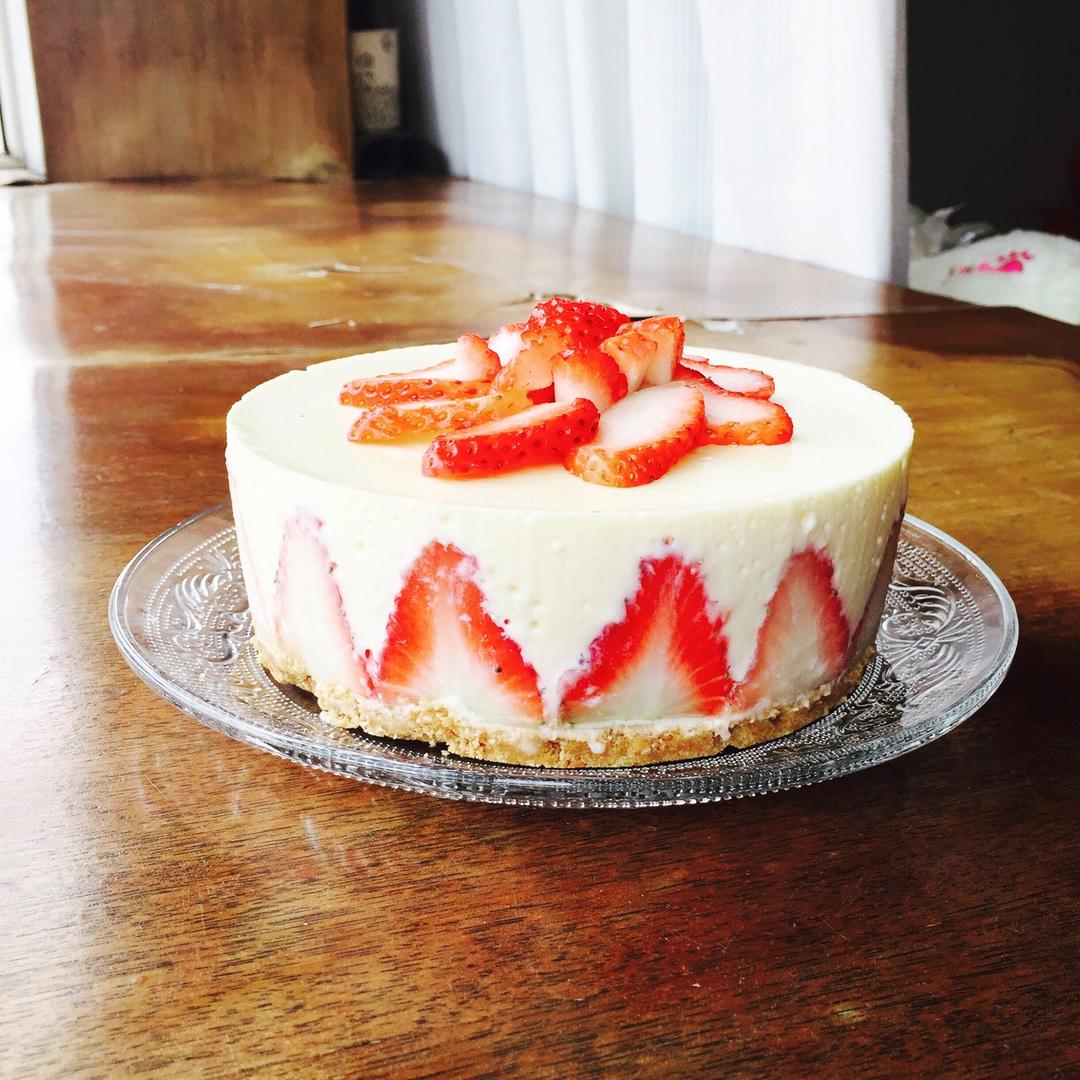 草莓芝士蛋糕（6寸）