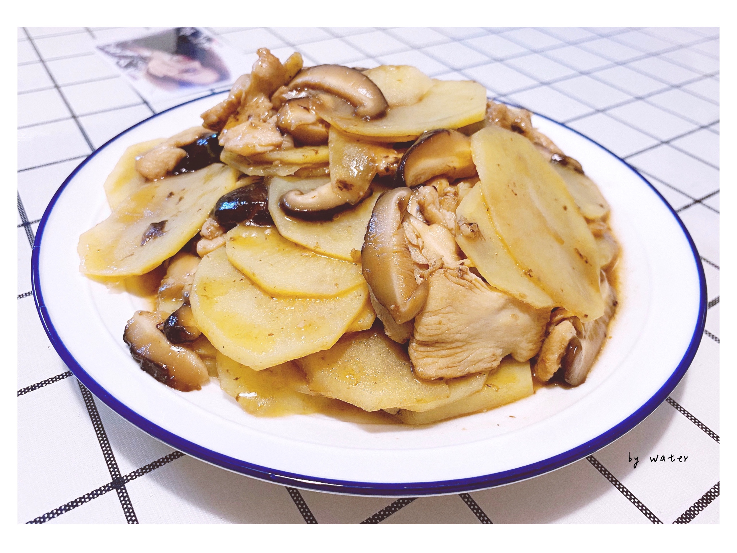 香菇土豆炒肉片的做法
