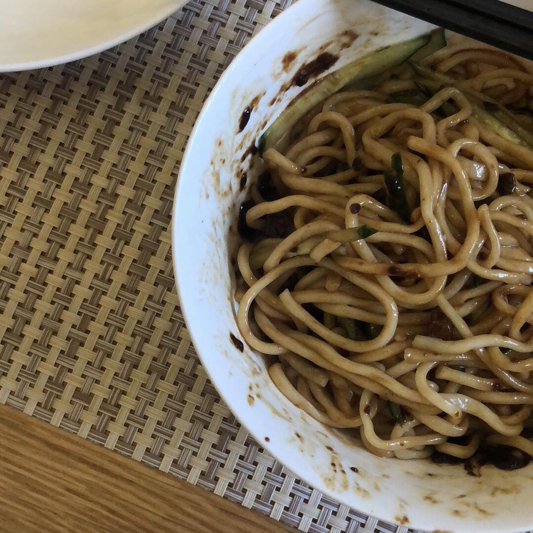 堂妈的炸酱面