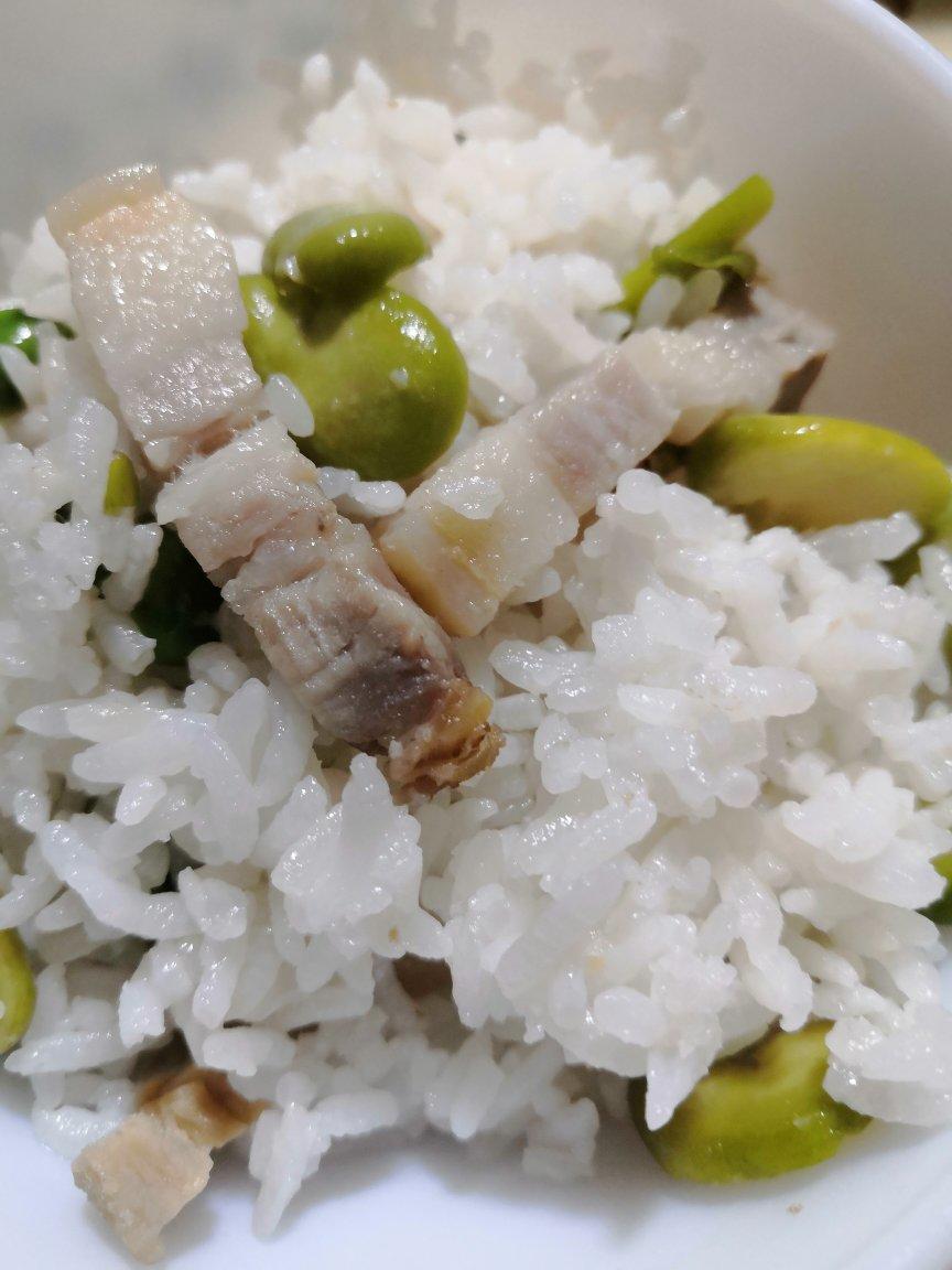 咸肉蚕豆饭