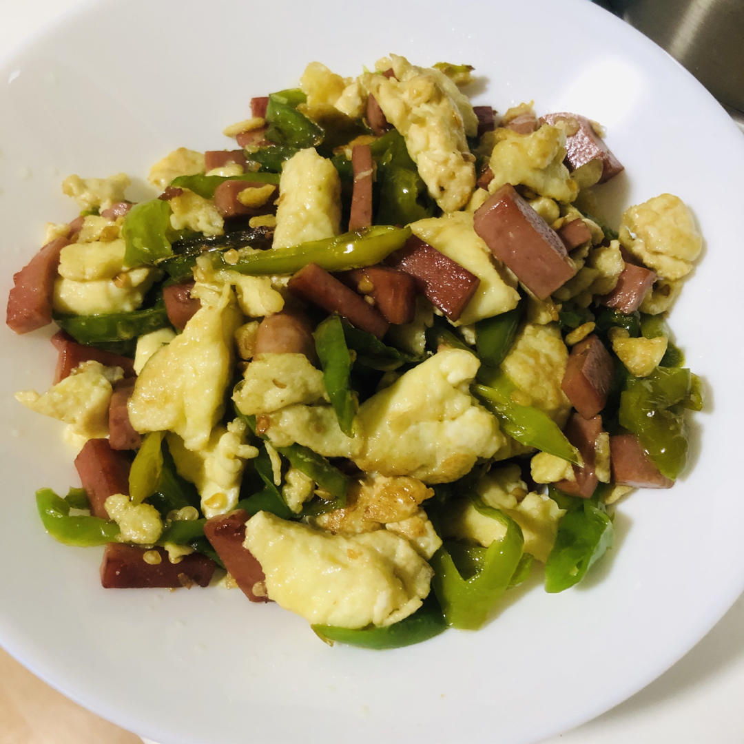 超级下饭菜青椒炒鸡蛋