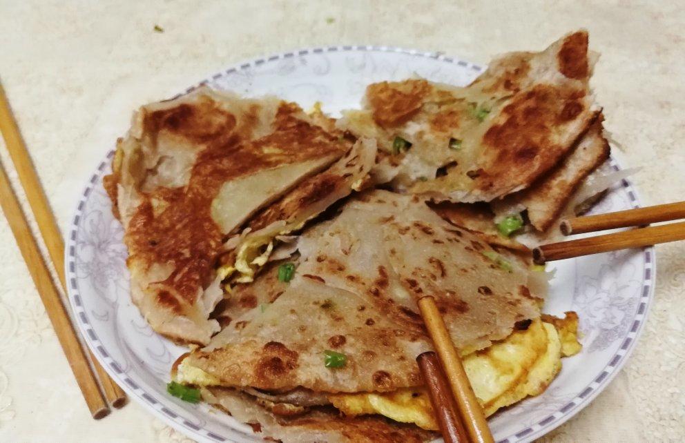 鸡蛋葱油饼                  （更新饼坯保存方法）