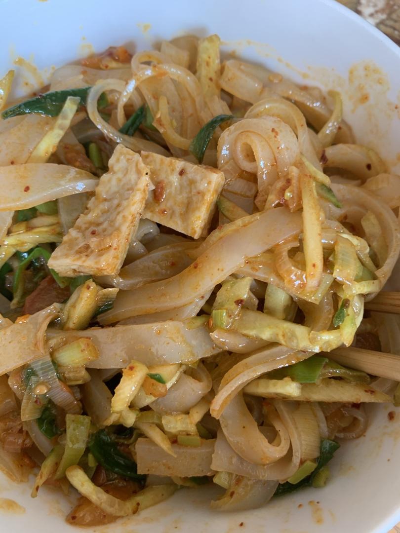 凉皮-家庭自制（告诉你自己做更劲道的秘诀）