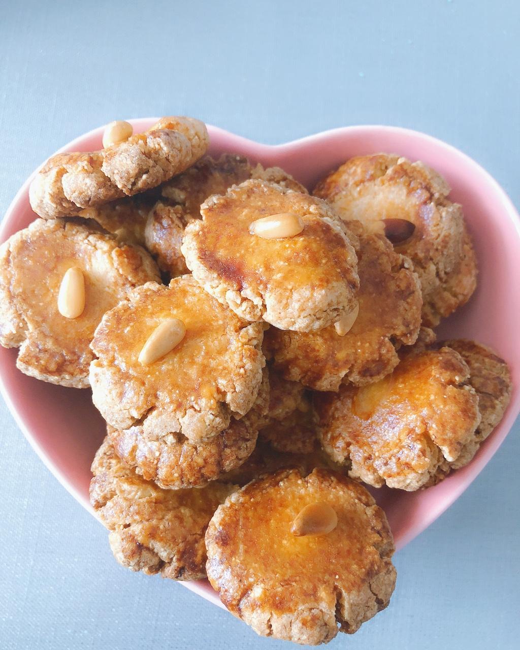 酥的掉渣的杏仁酥