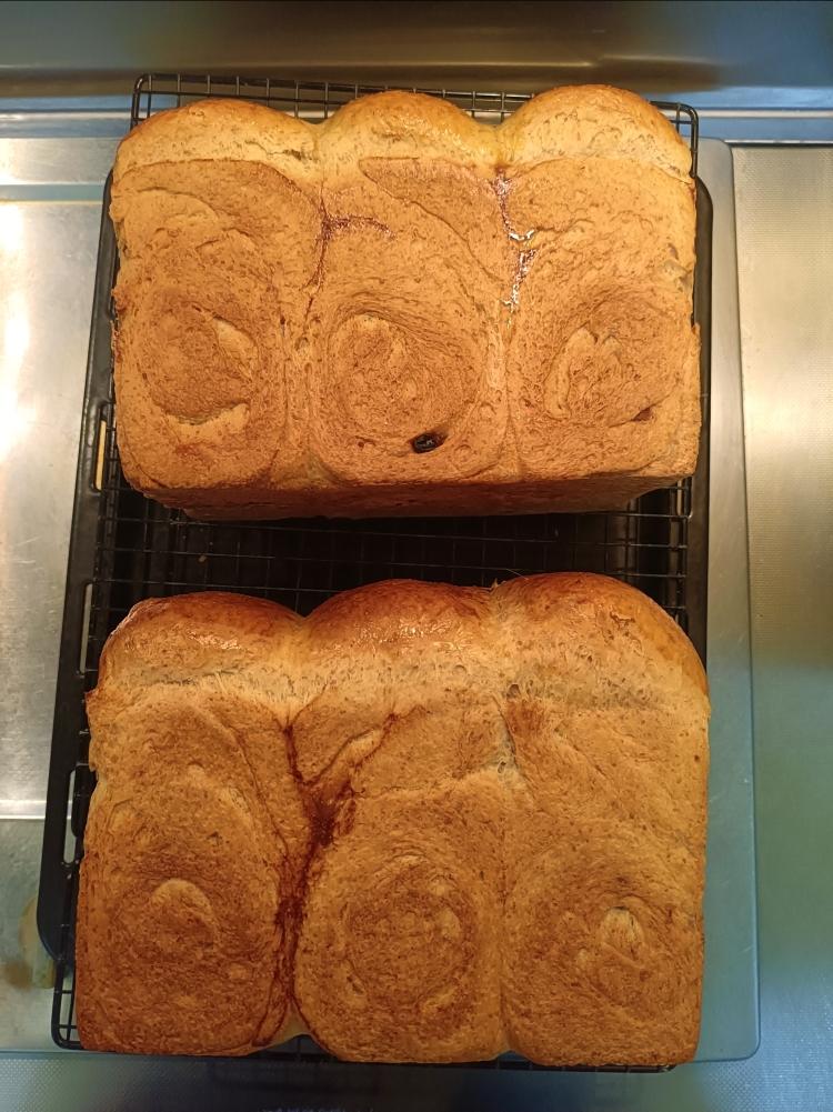 面包机版淡奶油吐司~附烤箱版吐司整形法🍞（万用吐司基础面团～咖啡吐司）