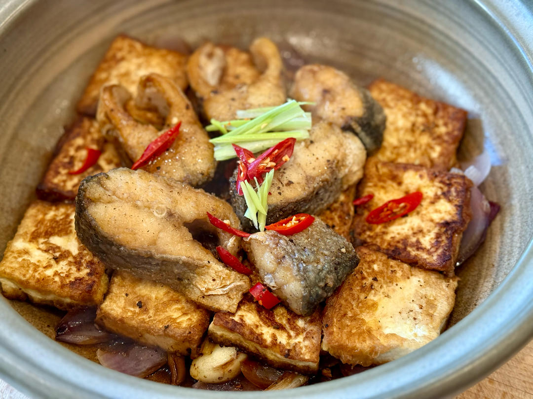 鲈鱼豆腐煲