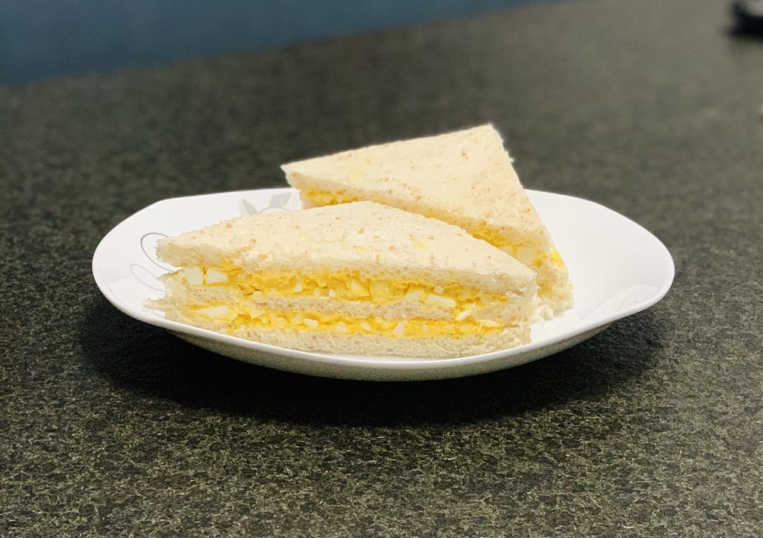 低脂食谱|便利店网红早餐 蛋黄酱三明治