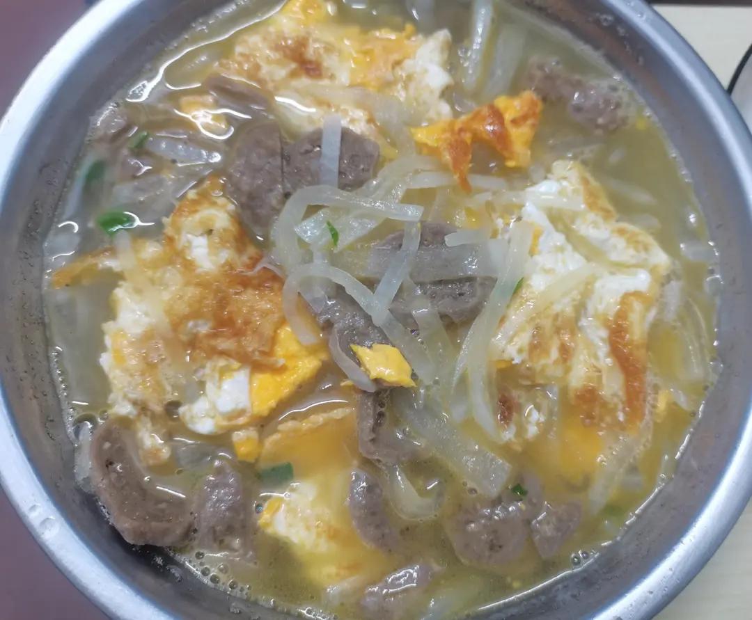奶白鲜香的萝卜丝煎蛋汤