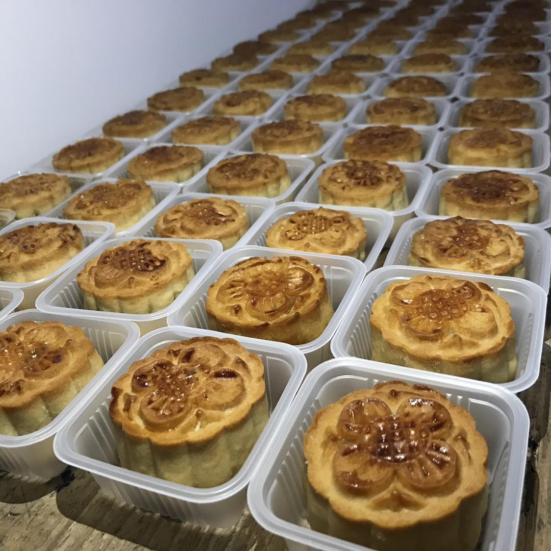 【曼食慢语】蛋黄莲蓉月饼