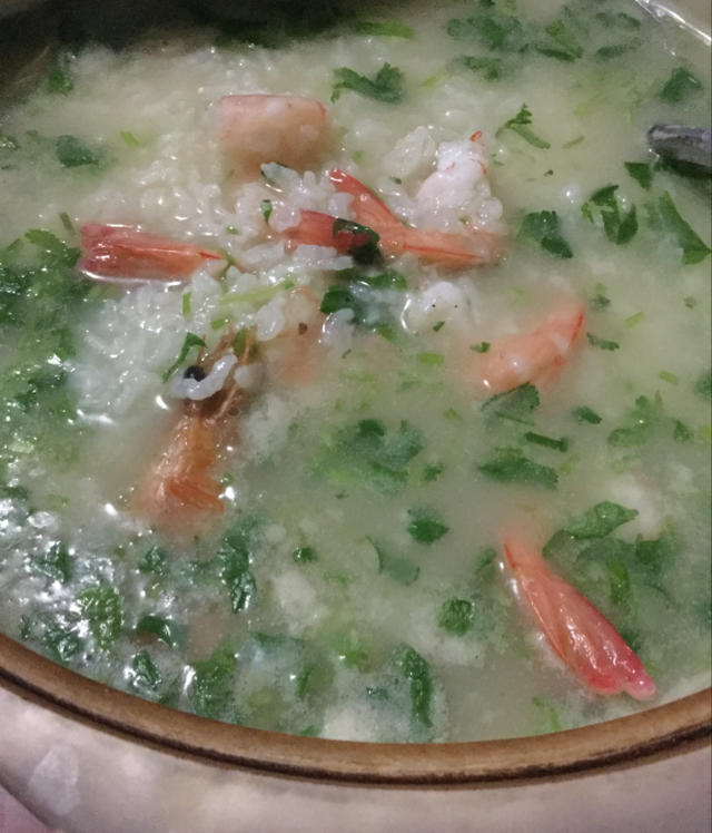 鲜虾砂锅粥