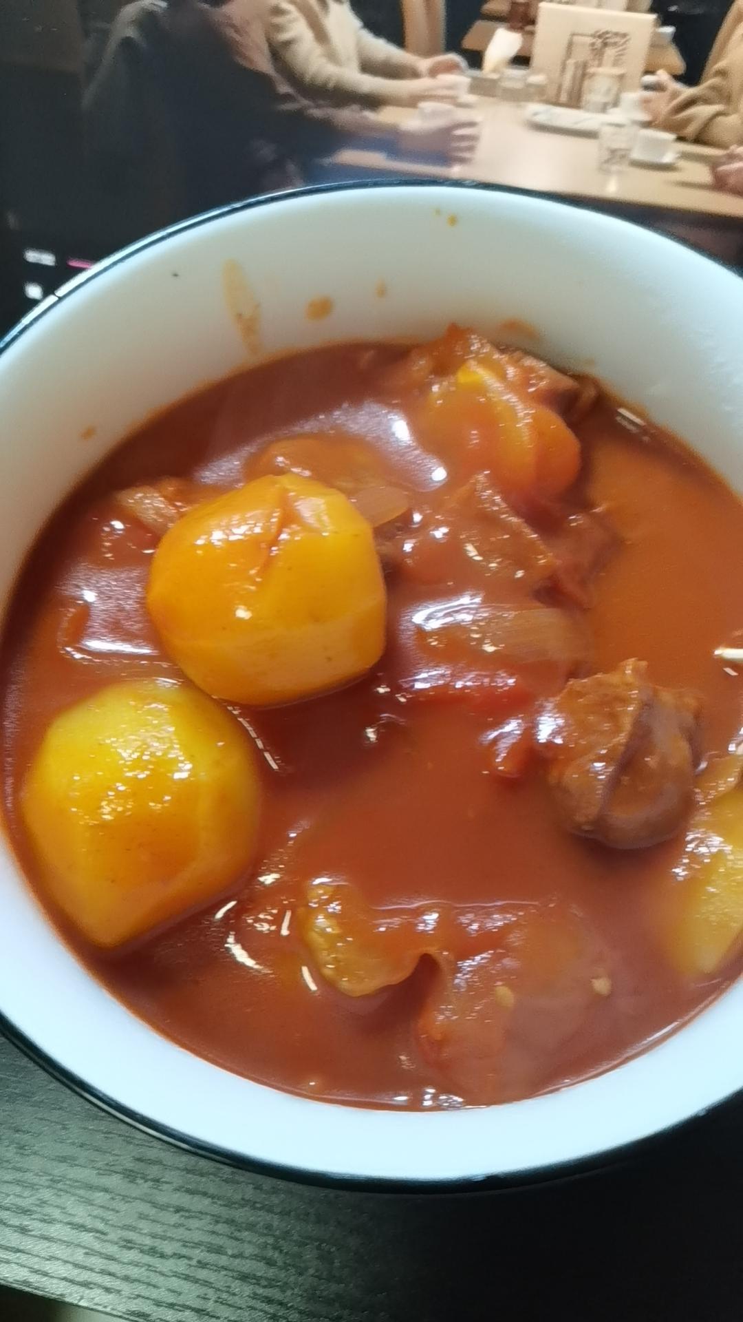 番茄土豆炖牛腩