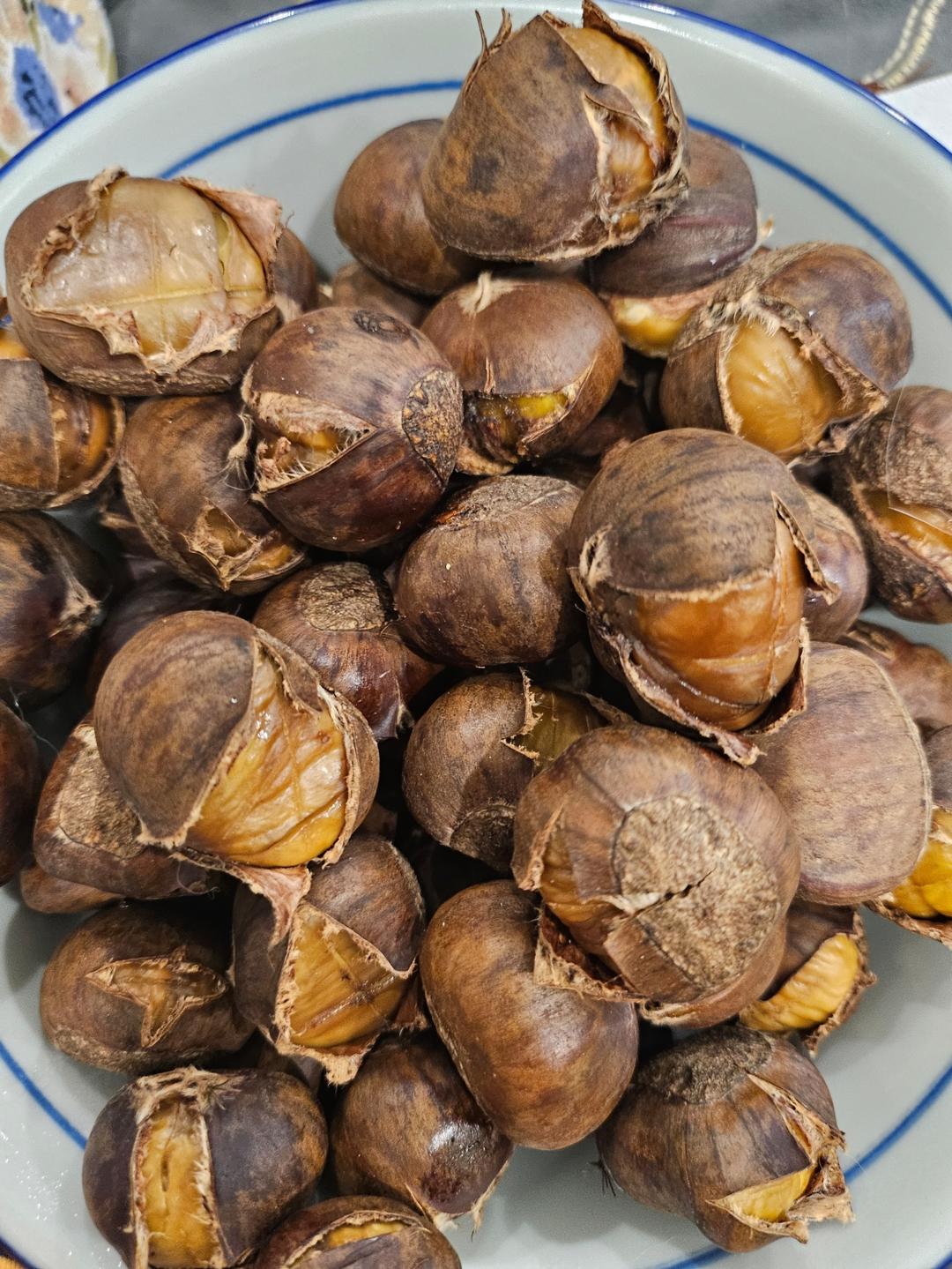 板栗这样做才好剥又好吃