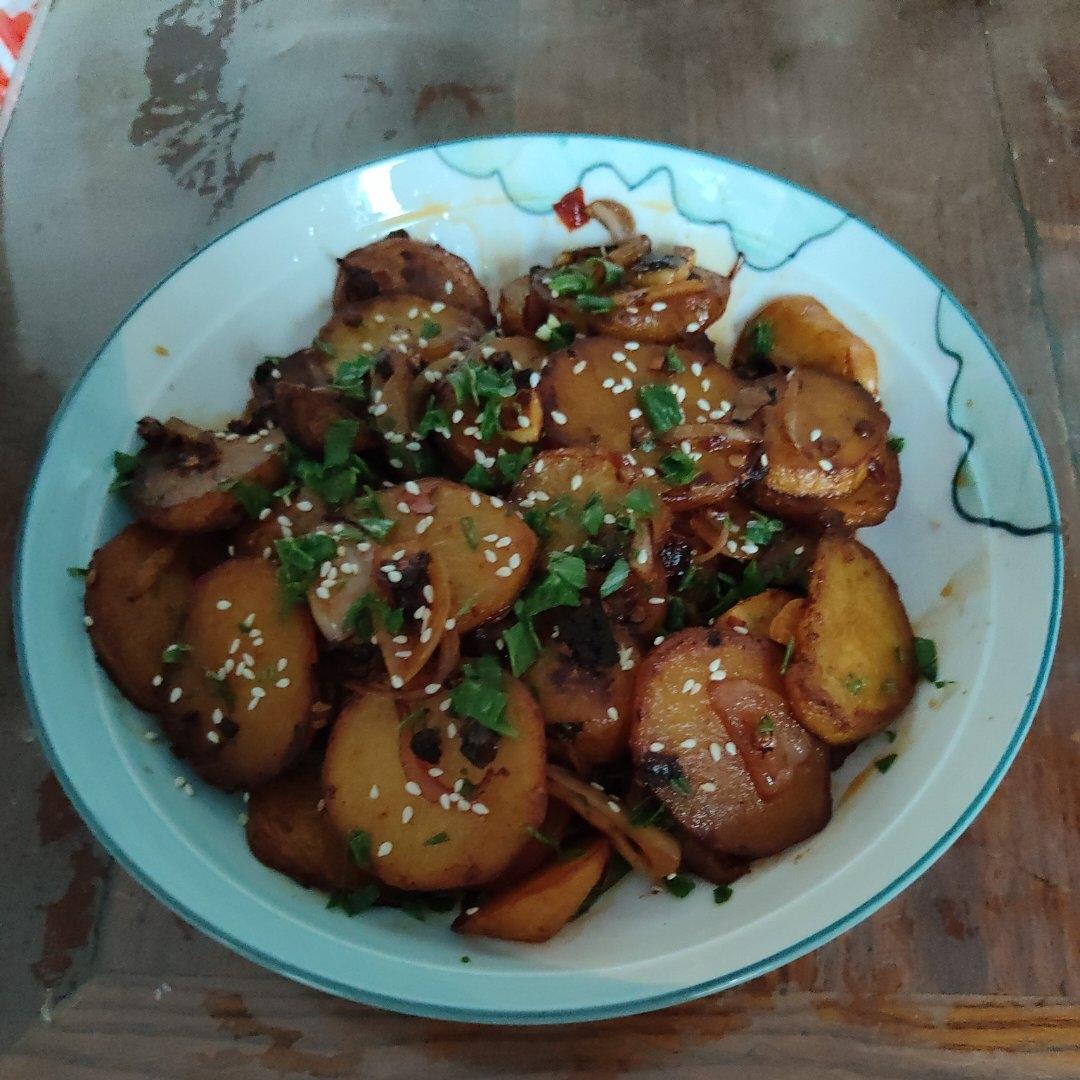干锅土豆片