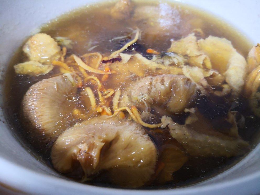 猴头菇红枣鲜鸡汤