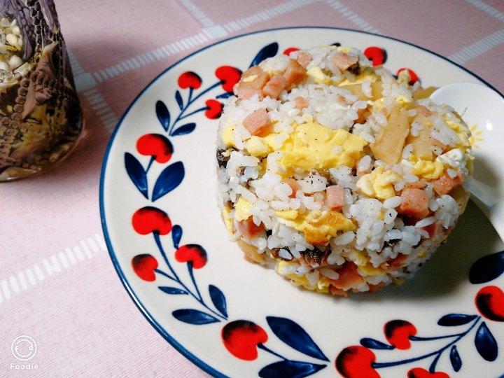 低卡瘦身紫菜蛋炒饭