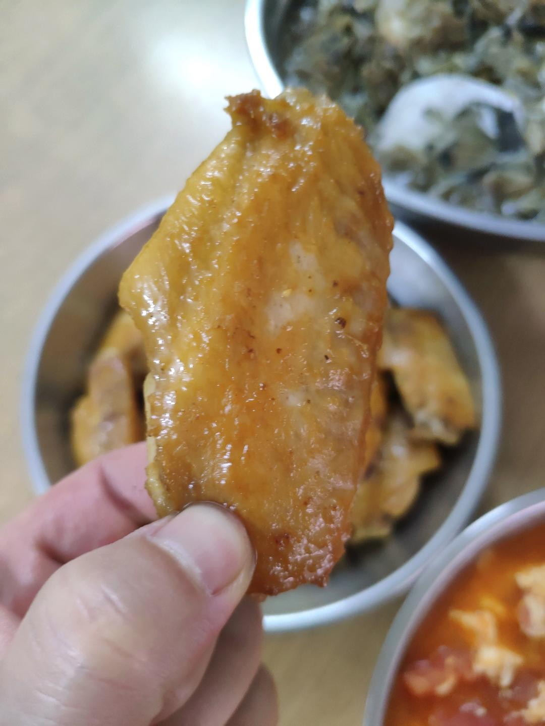 香煎盐焗鸡翅