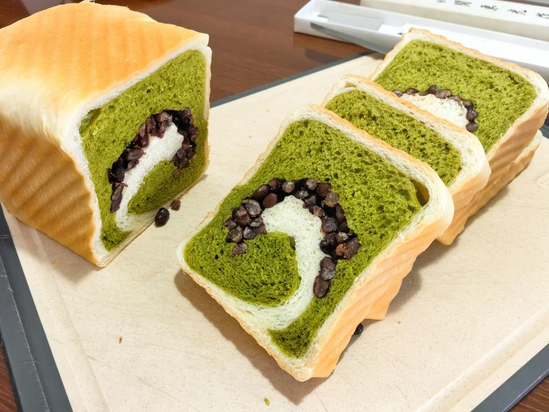 抹茶蜜豆吐司