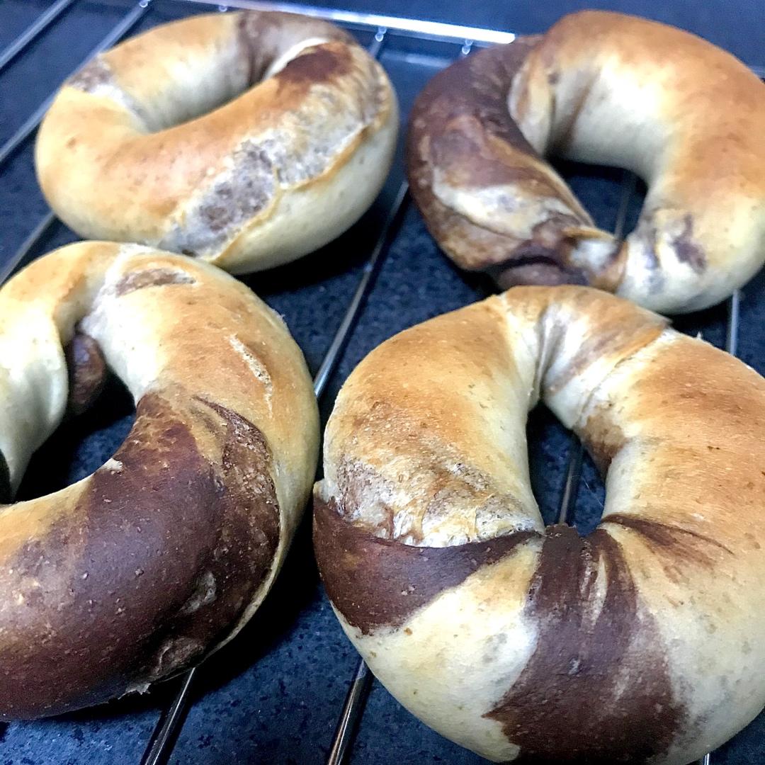 「无油无蛋奶」可可肉桂大理石纹贝果