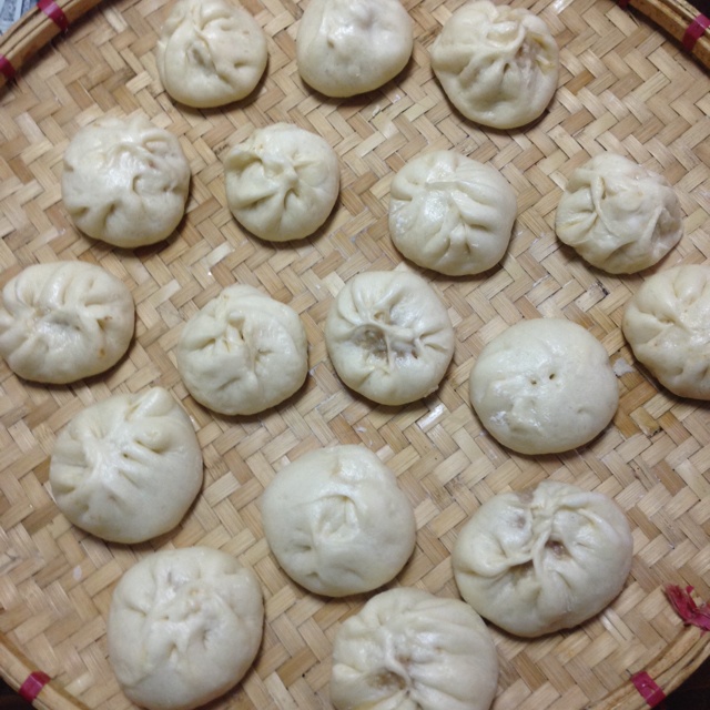 酱肉包子