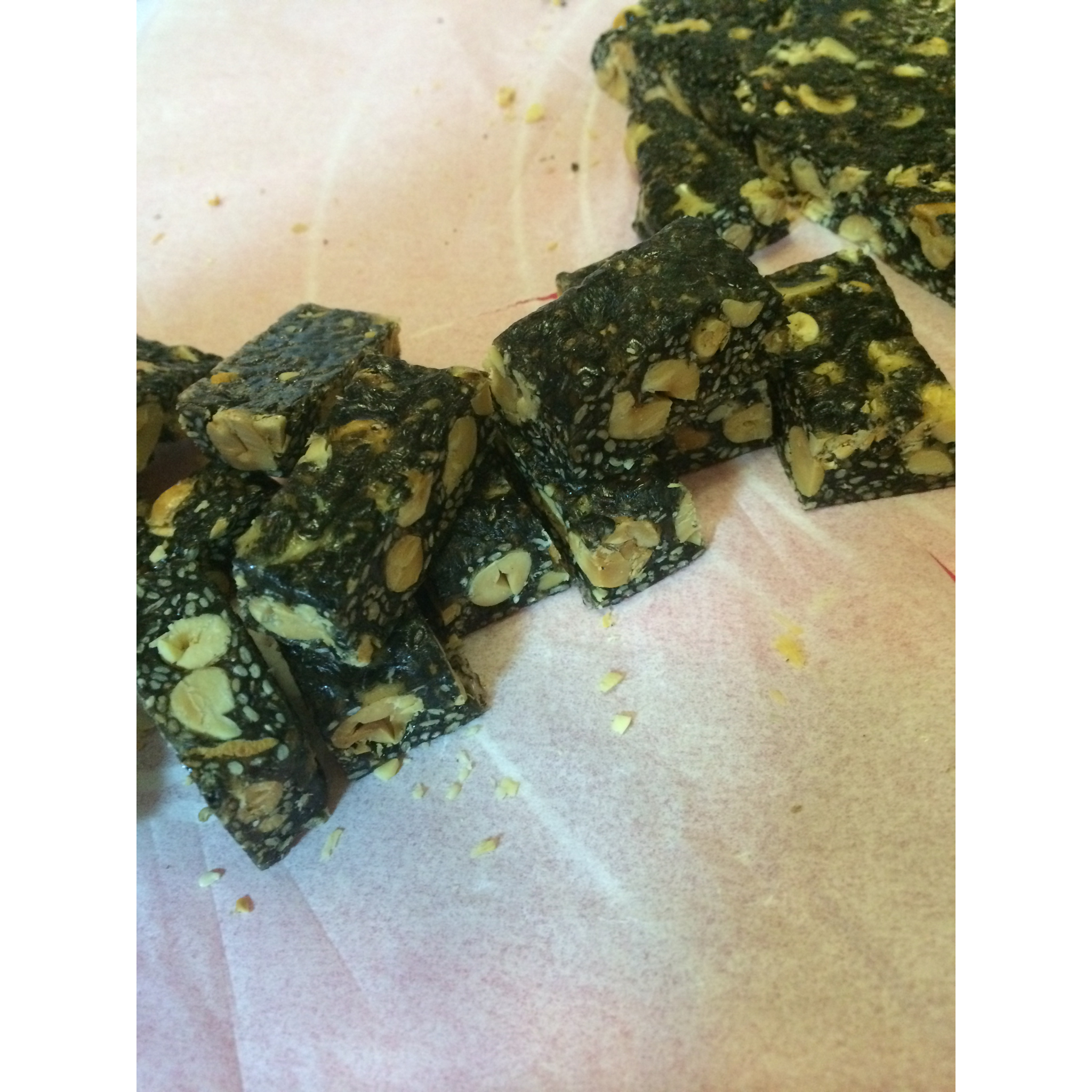 黑芝麻花生糖