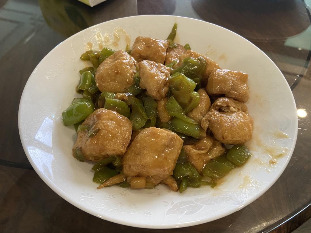 青椒油豆腐