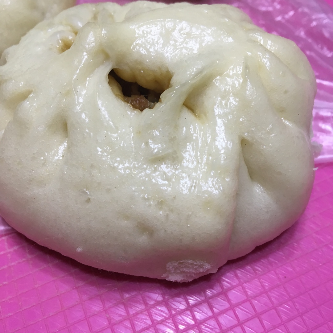 肉包子,杠杠的