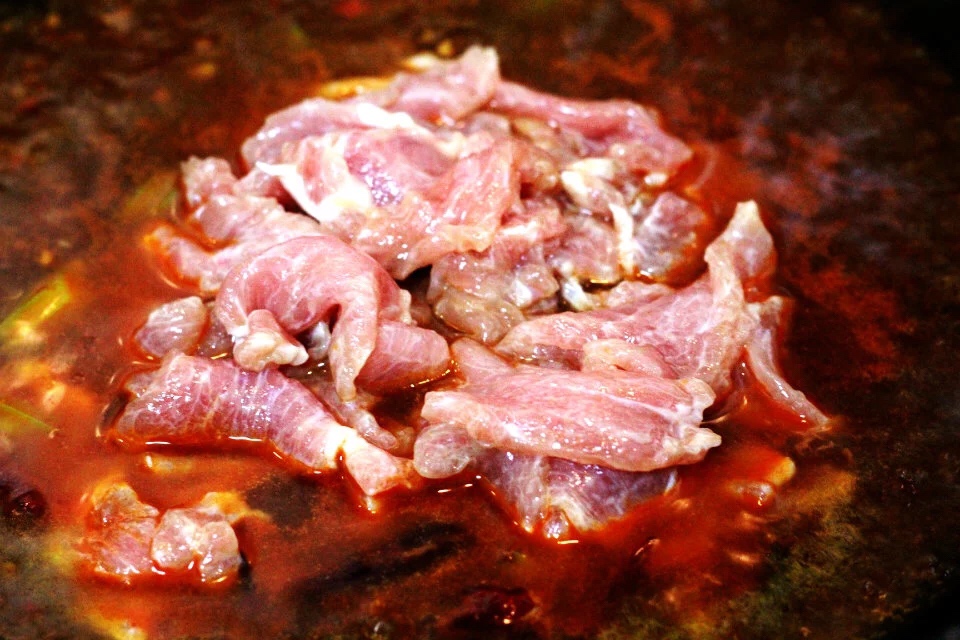 传统水煮肉片的做法 步骤13