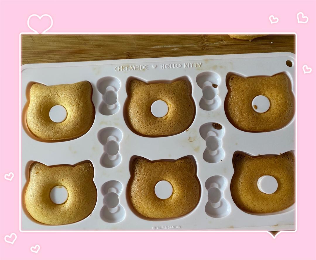Hello kitty甜甜圈