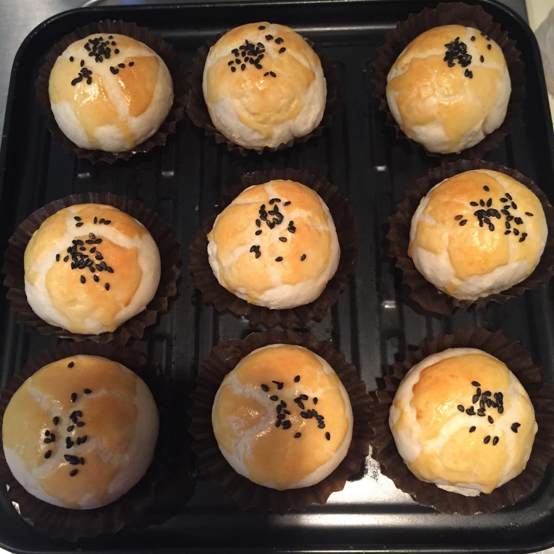 豆沙蛋黄酥