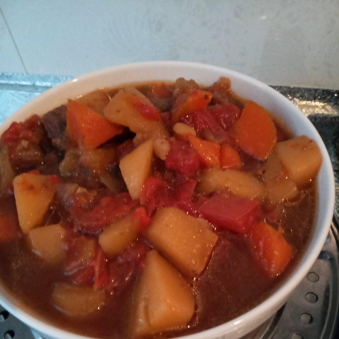 番茄土豆炖牛肉