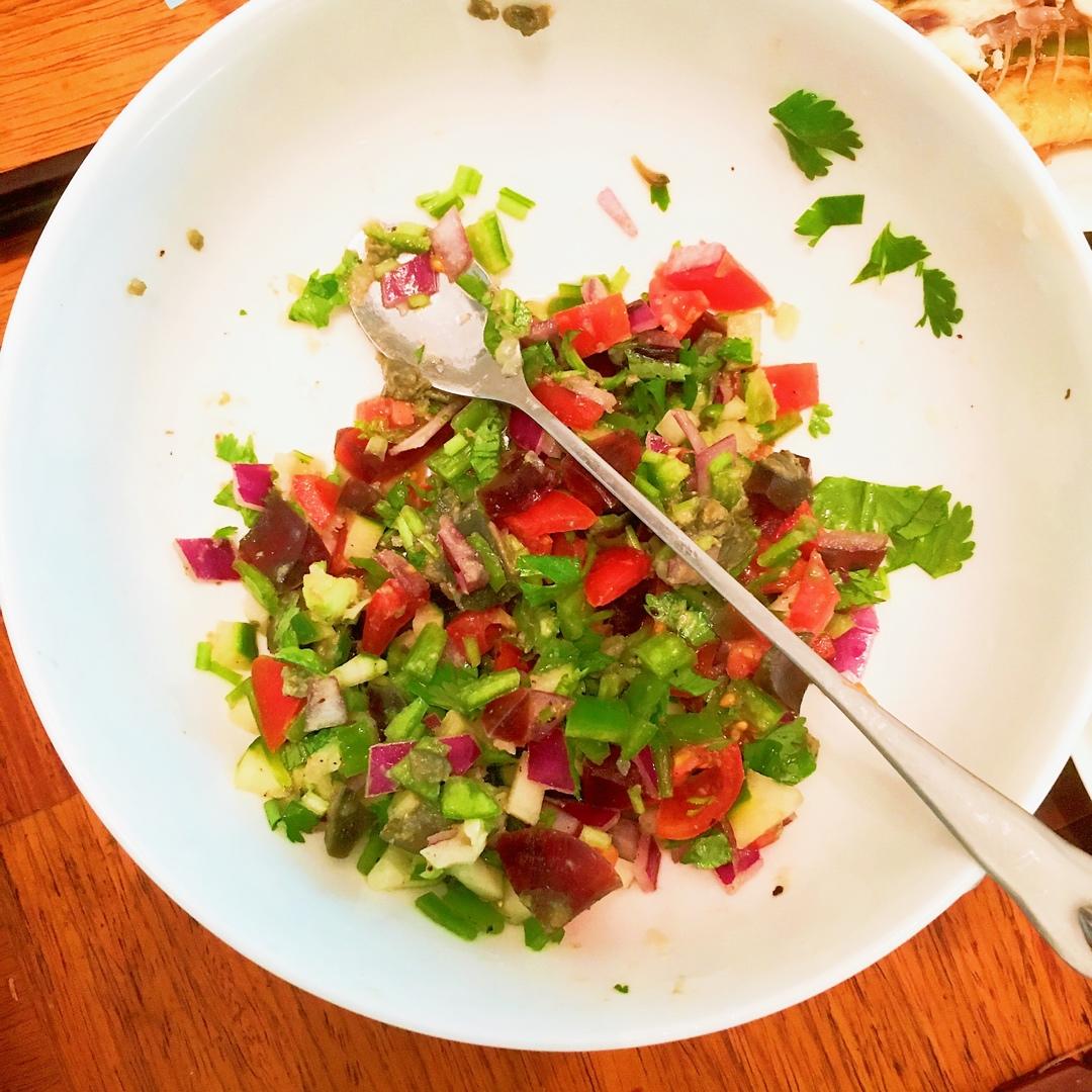 皮蛋莎莎酱【曼食快语】