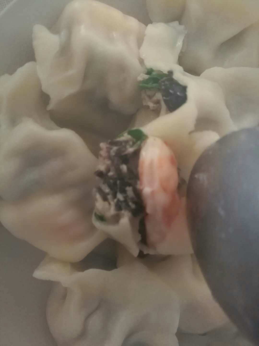 韭菜青虾三鲜灌汤水饺的做法