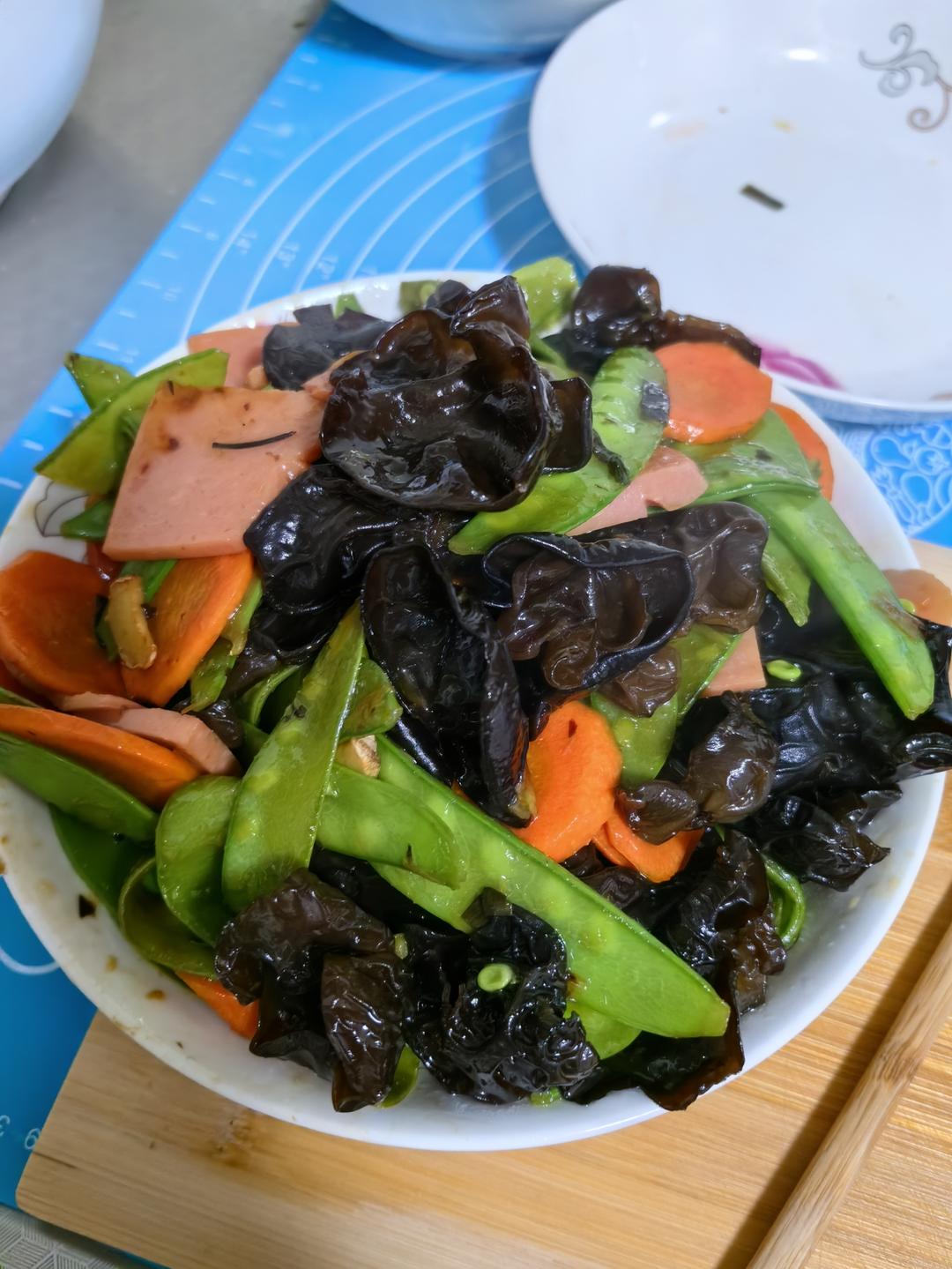 小炒荷兰豆木耳