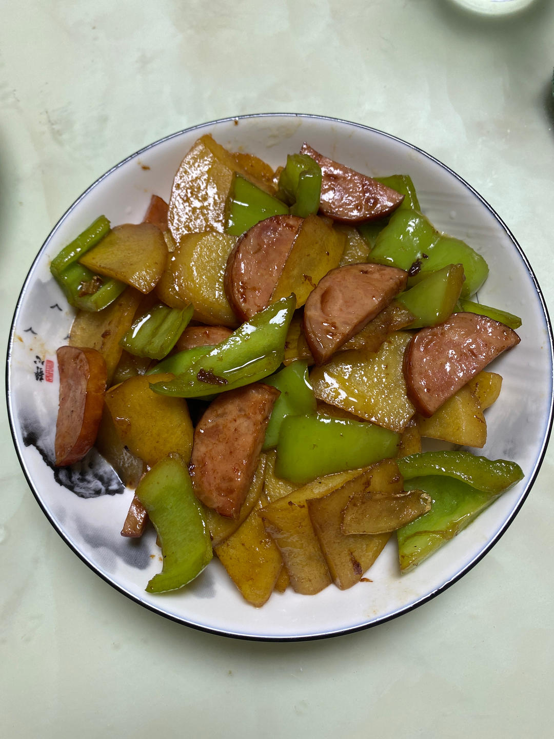 经典下饭神器———青椒火腿炒土豆片