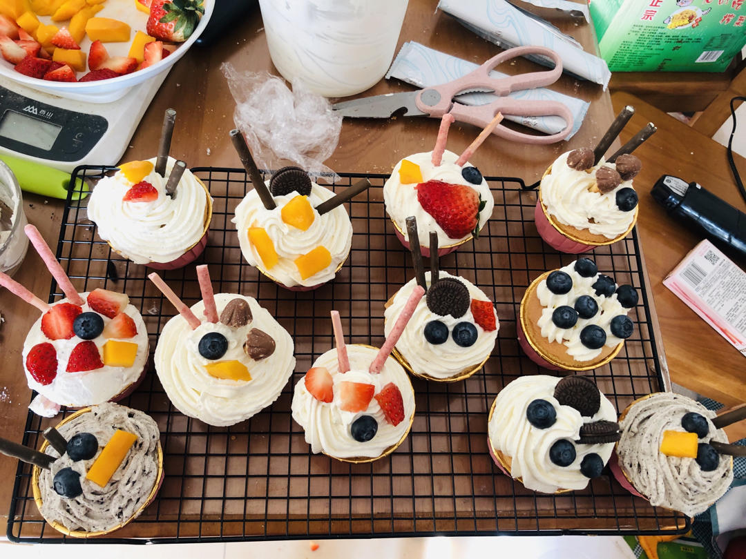 不回缩不开裂戚风纸杯蛋糕