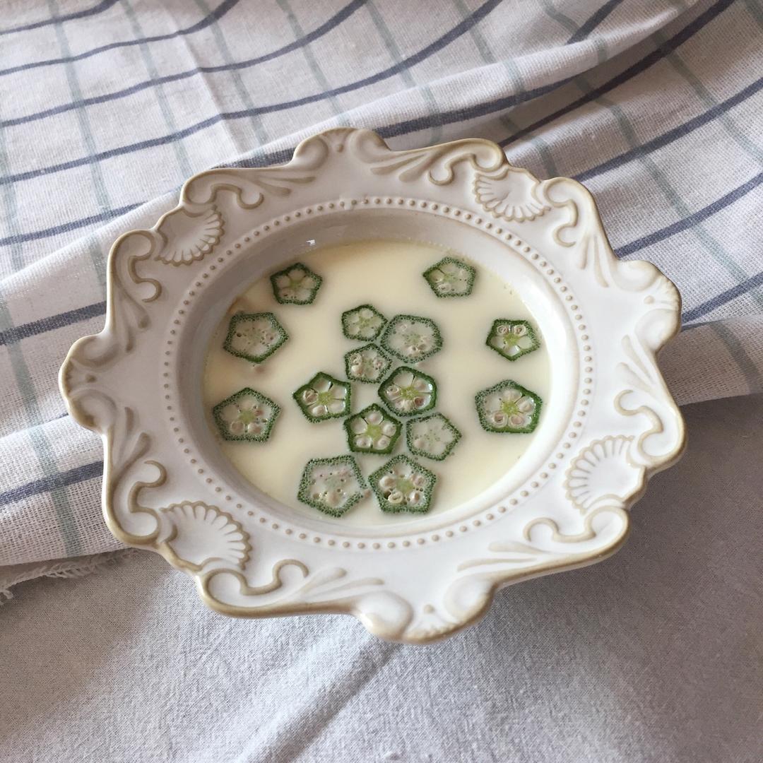 秋葵蒸蛋（简单营养快手）