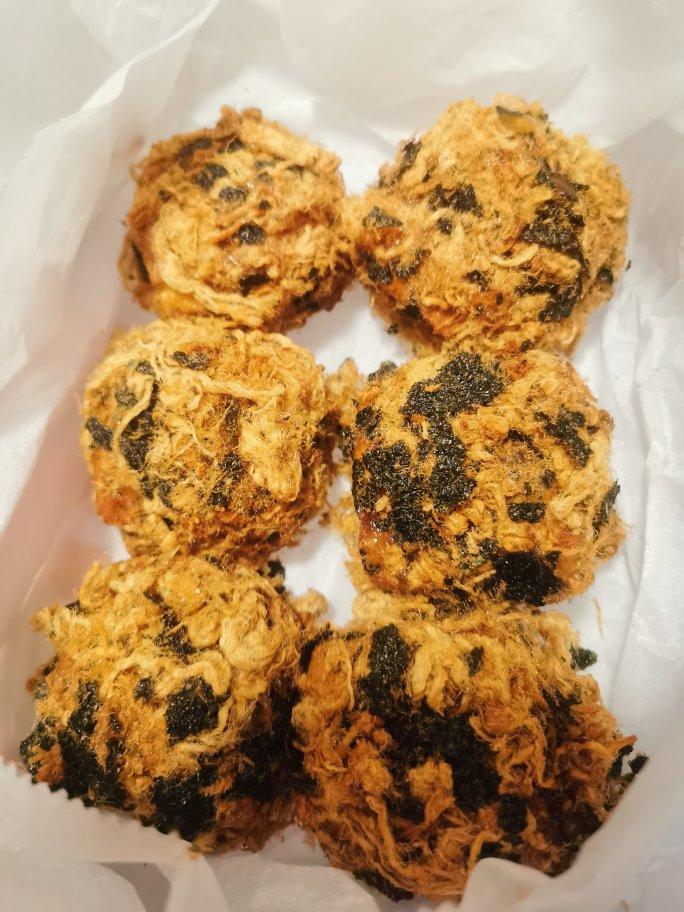 美味海苔肉松小贝