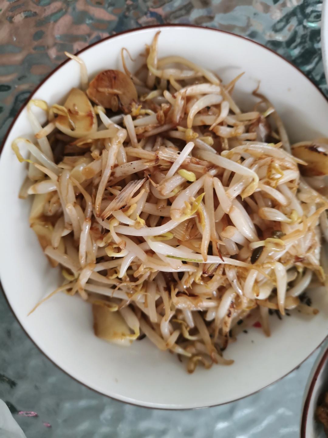 清炒豆芽