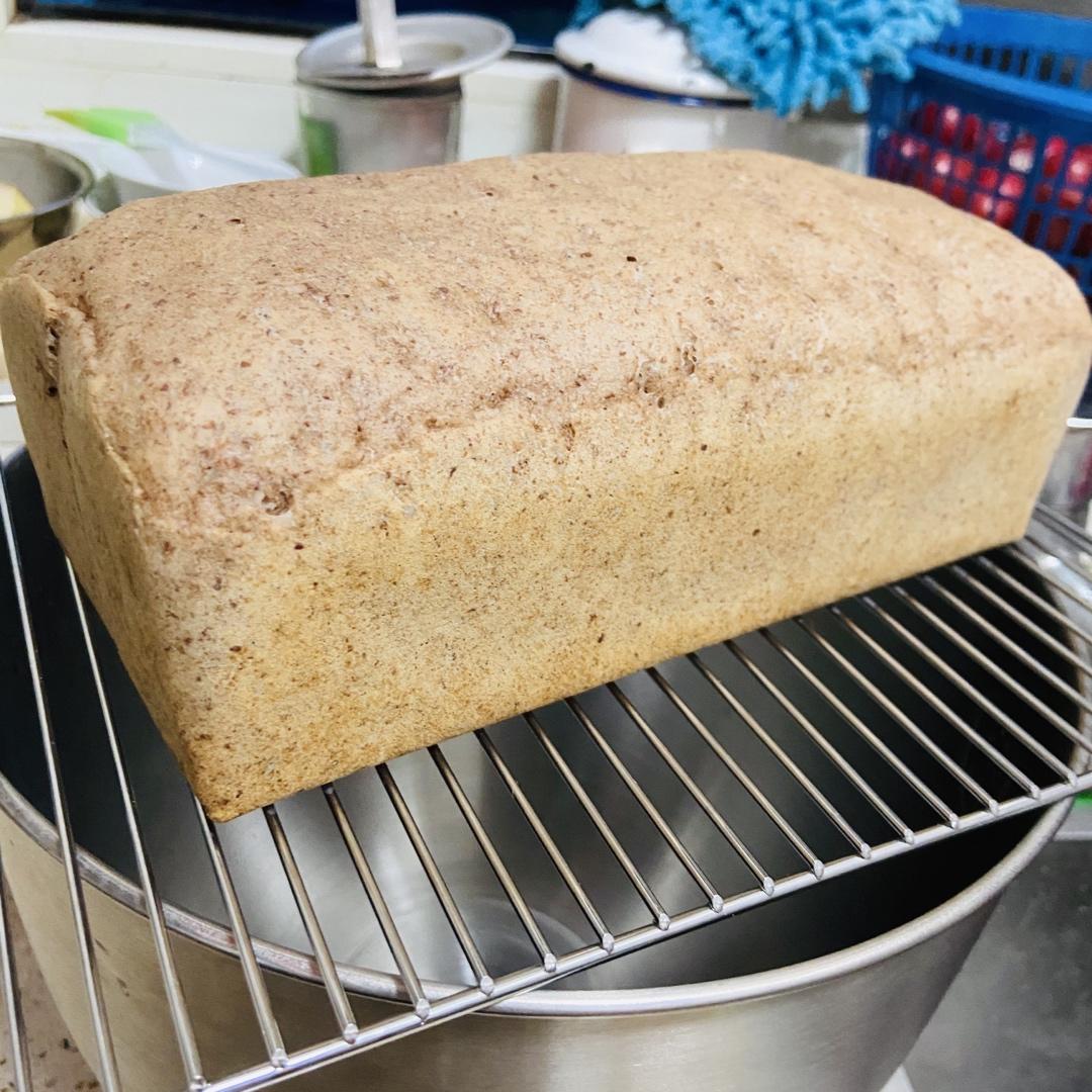柔软鸡蛋蜂蜜吐司·全麦无黄油