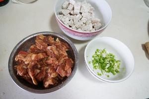 荷香排骨糯米饭的做法 步骤2