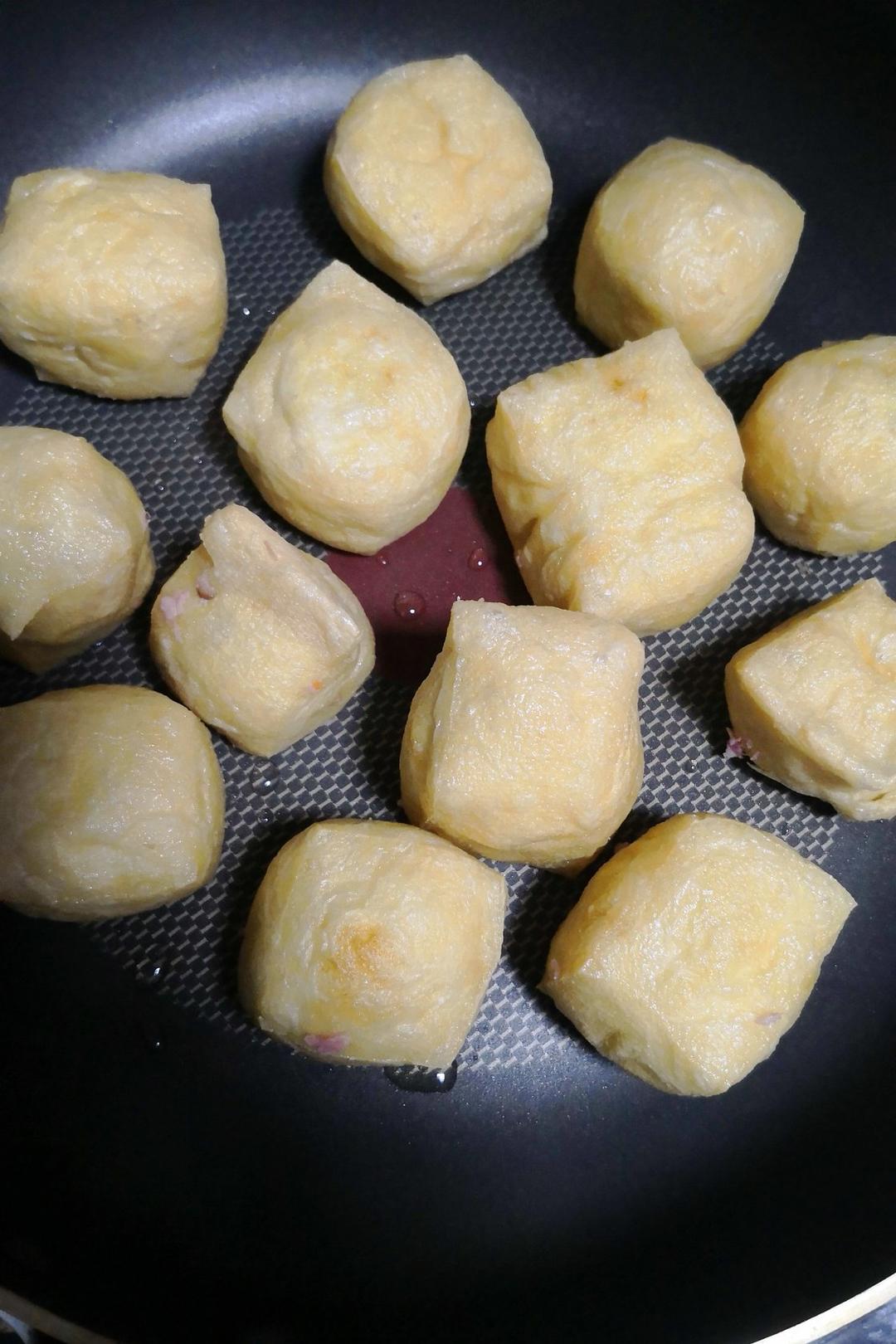 酿豆腐泡