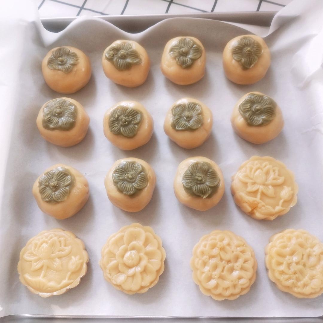 广式月饼—蛋黄莲蓉月饼