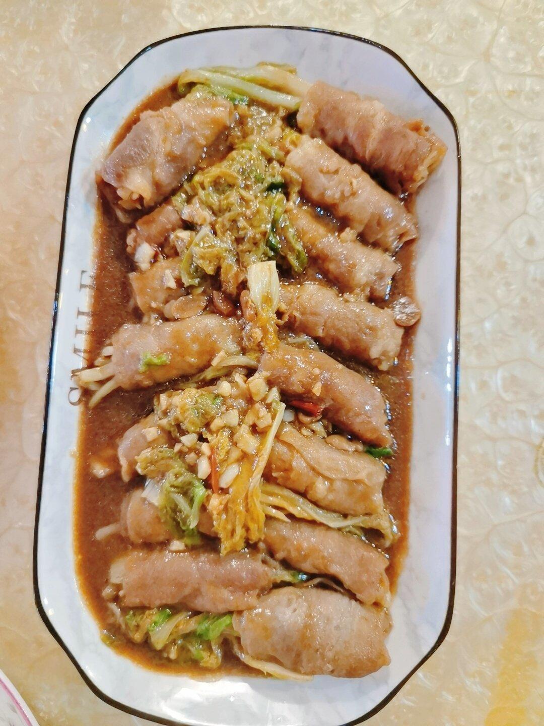 【金针菇肥牛卷】