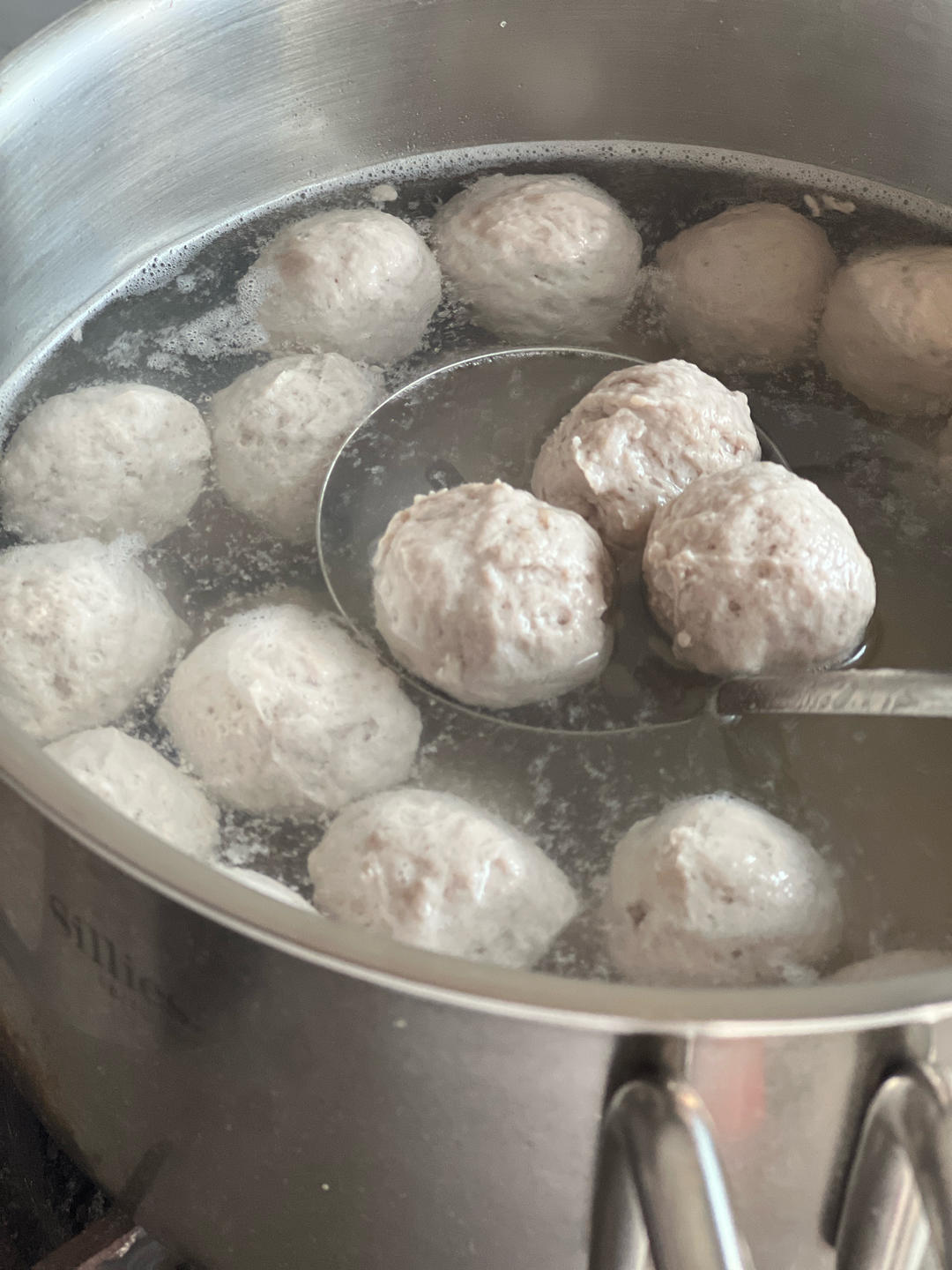 自制无添加Q弹脆猪肉丸